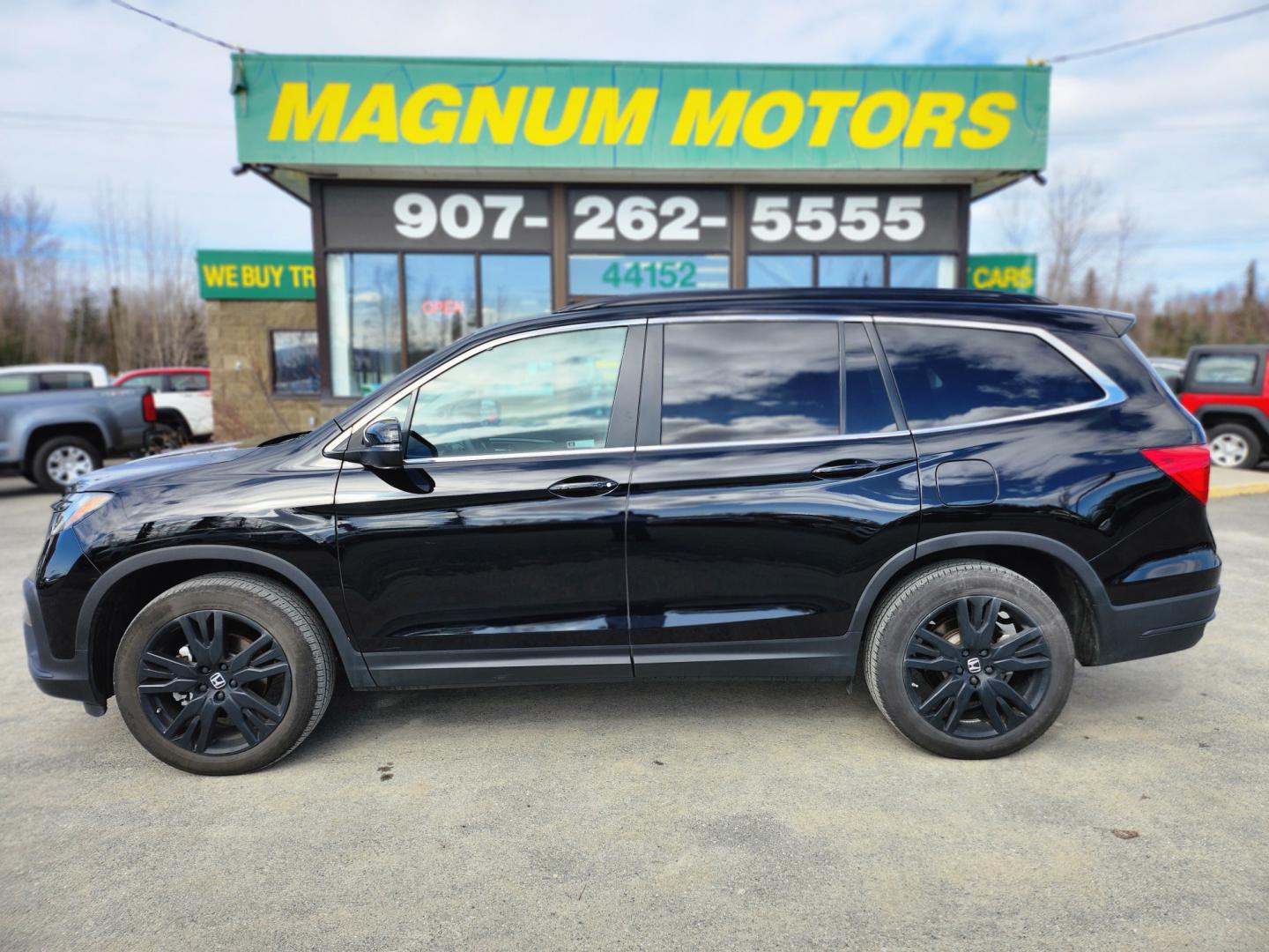 2022 Black /BLACK Honda Pilot SPECIAL EDITION (5FNYF6H29NB) with an 3.5L V6 engine, 9 SPEED AUTOMATIC transmission, located at 1960 Industrial Drive, Wasilla, 99654, (907) 274-2277, 61.573475, -149.400146 - Photo#0